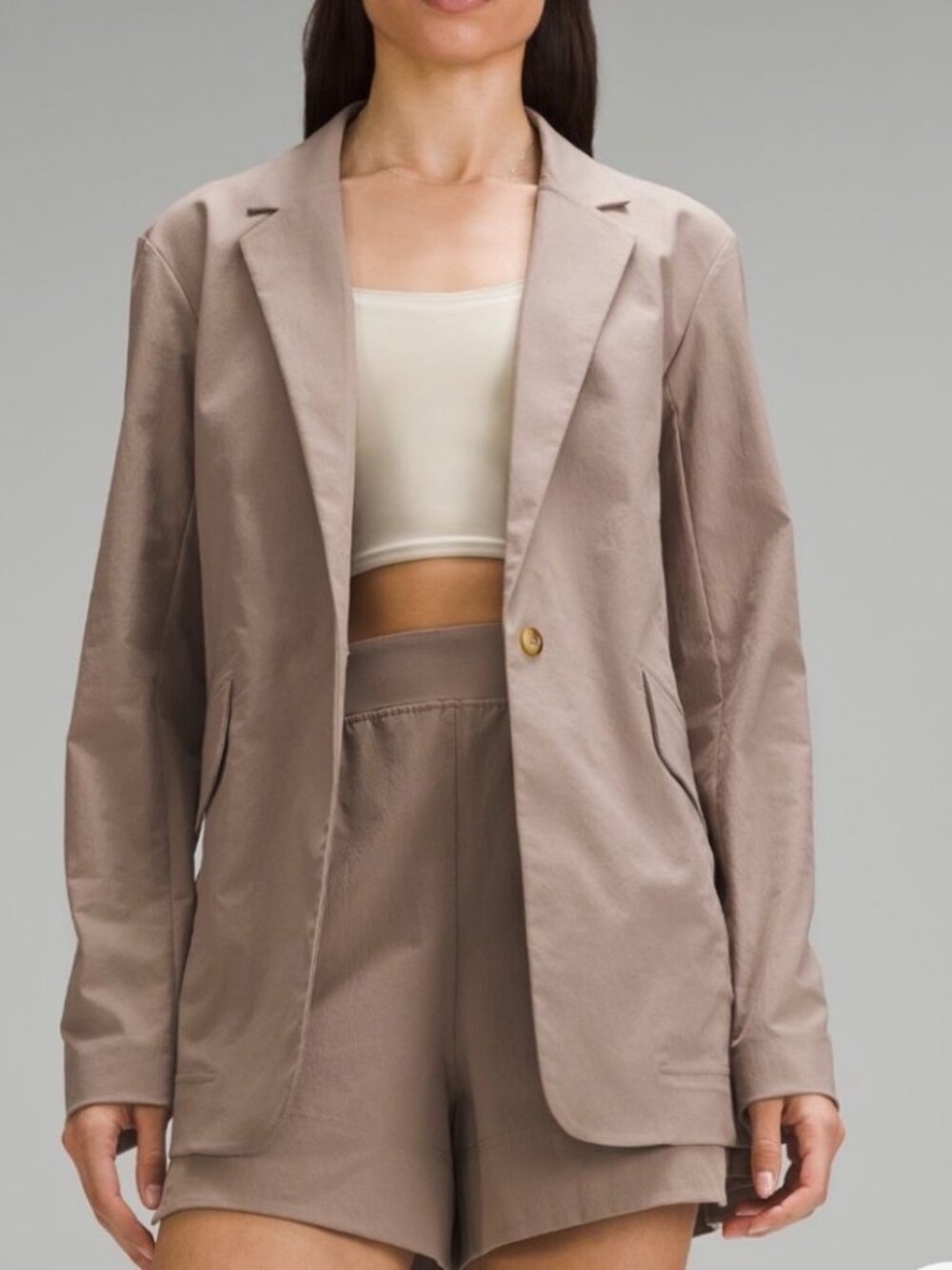 NWT Lululemon Relaxed Fit Twill Blazer in Taupe Brown. Size XS/TP